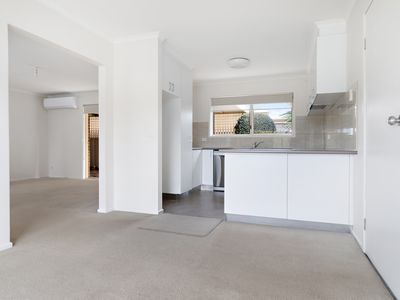 1 / 11 DUNDEE DRIVE, Wodonga