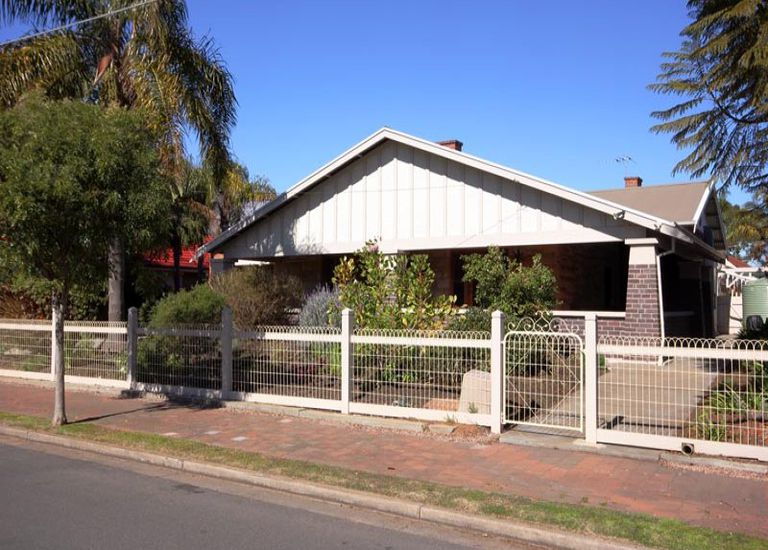 3 Albert Street, Glenelg East