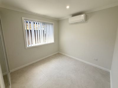 5a Monaro Place, Heckenberg