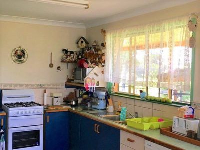 73 Burtons Road, Kingaroy