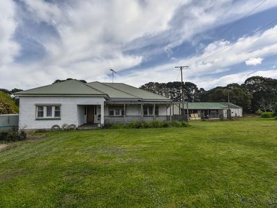 202 Grant Avenue, Moorak