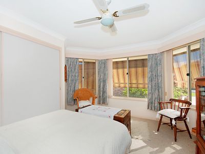 5 / 10 Balemo Drive, Ocean Shores