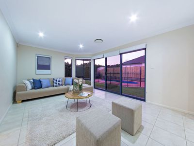 8 Willis St, Wakerley