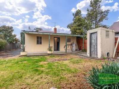 2 Main St           , Lyndhurst