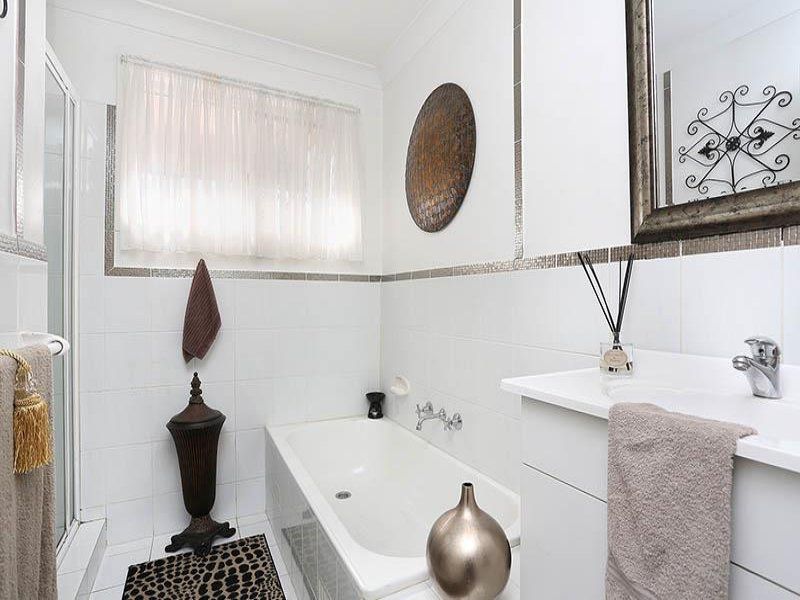 156 Quarry Road, Bossley Park