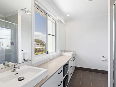 21 Tinnanbar Terrace, Maroochydore