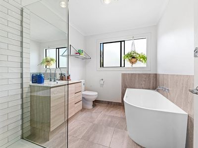 66 Hall Road, Heathcote