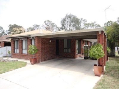 10 Moran Court, Wangaratta