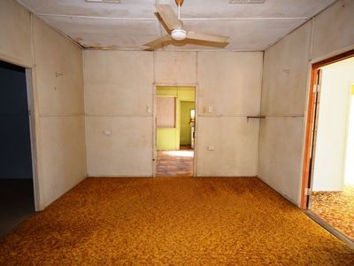 123 Kingfisher Street, Longreach