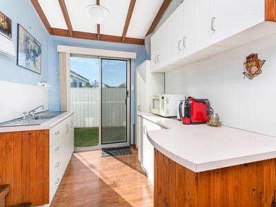 93 King Street, Warilla