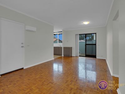10 / 49 Foss Street, Bicton