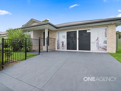 2 Adele Close, Nowra