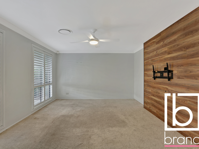 7 Honeygum Way, Mardi