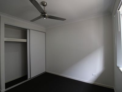 7 Bowerbird Street, Deebing Heights