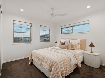 64 Lunar Circuit, Spring Mountain