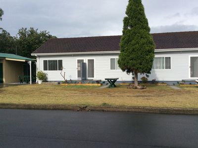 4 / 19 Ocean Street, Windang