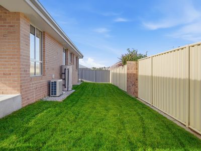 50a & 50b Deavan Drive , Shorewell Park