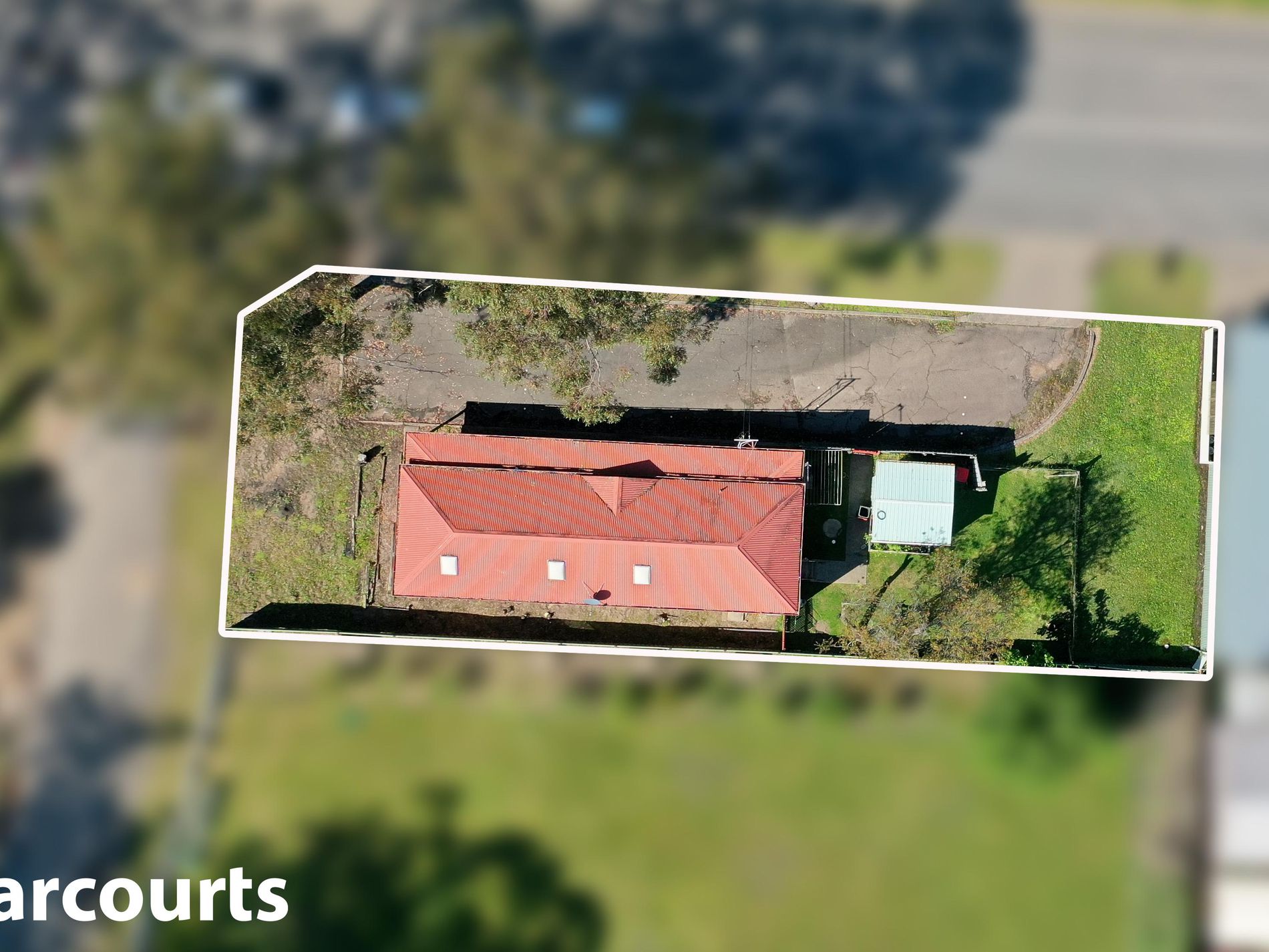 89 Kings Point Drive, Kings Point