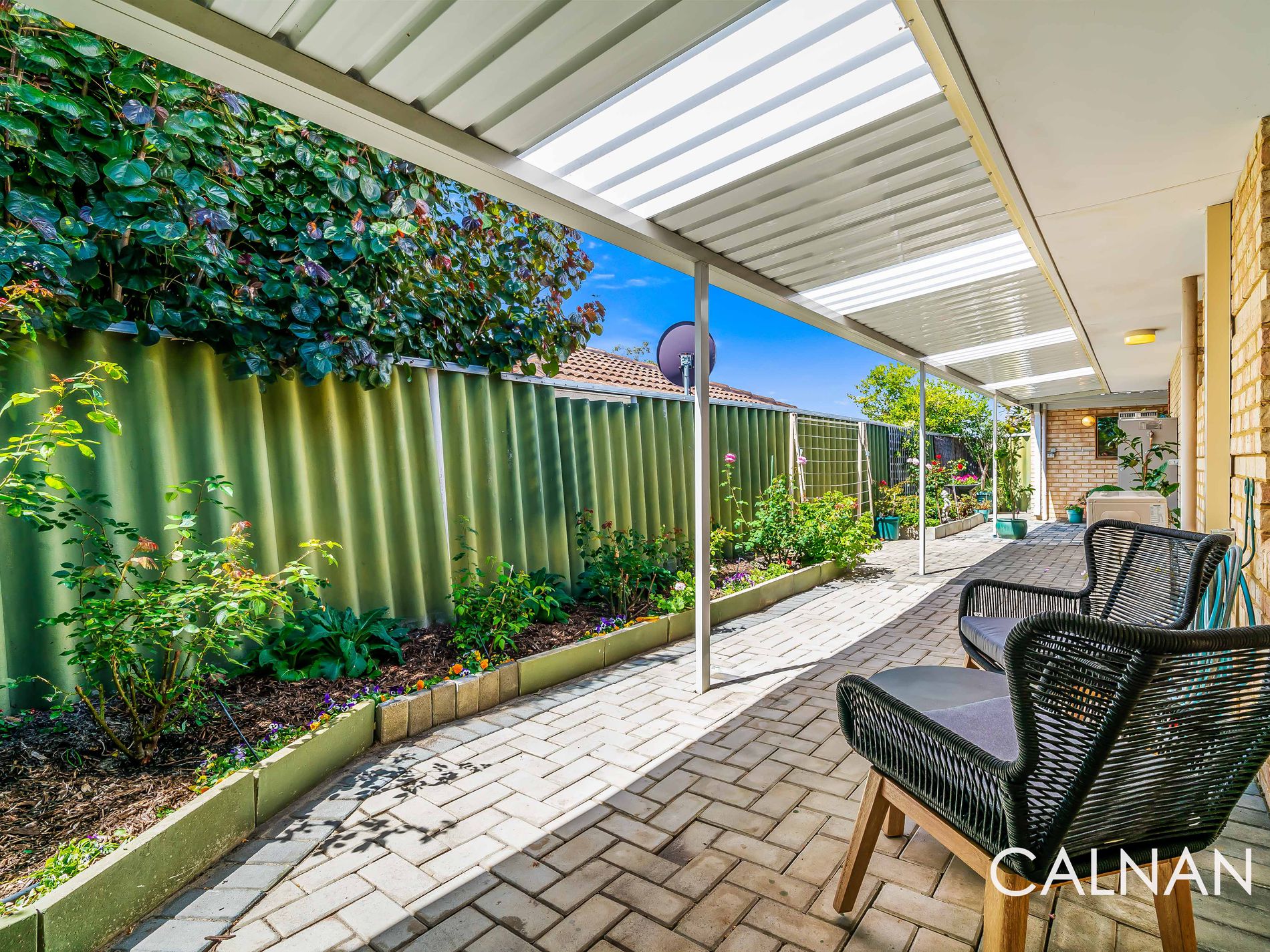 2 / 2 Cambey Way, Brentwood
