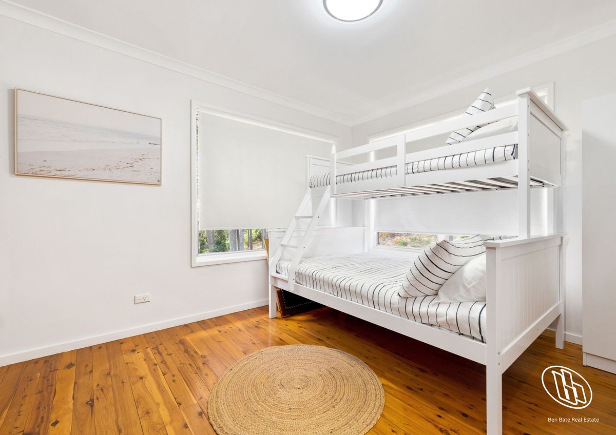11 Hillcrest Avenue, North Narooma