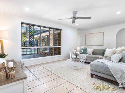 11 Monroe Court, Oxenford