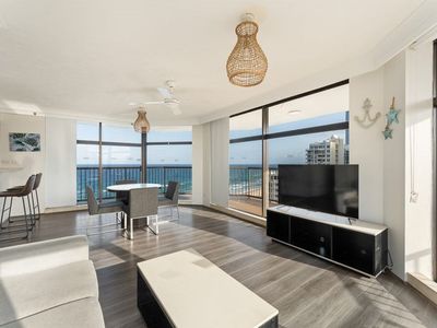17E / 80 The Esplanade, Surfers Paradise