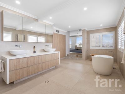 2 Cypress Court, Minyama