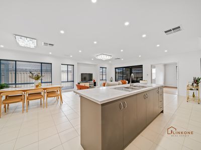 5 Abbotsdale Way Southern River WA 6110, Southern River