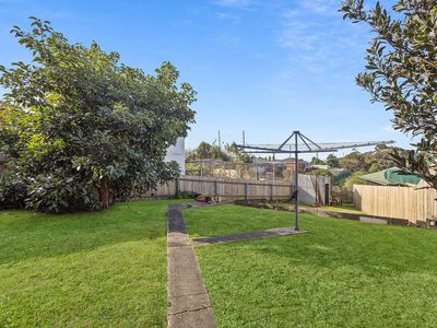 5 Weringa Avenue, Lake Heights