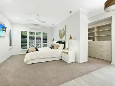 32 Iridescent Drive, Trinity Park