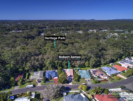 5 BEDROOM HOME WITH PARK RESERVE BACKDROP image 25