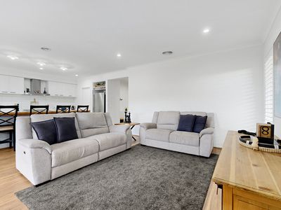 41 Yeungroon Boulevard, Clyde North