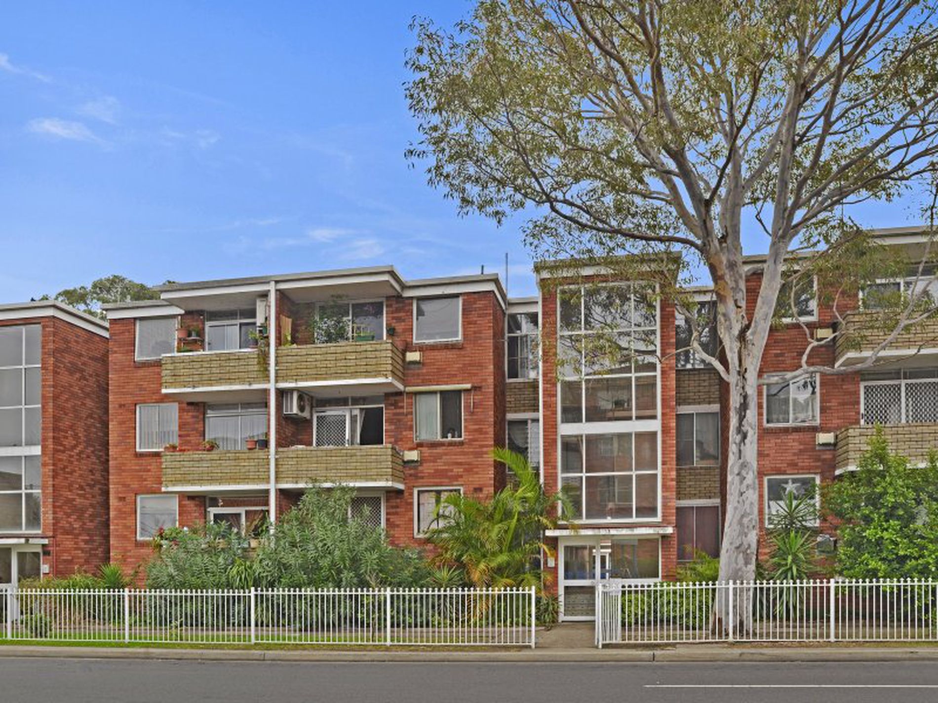 10 / 14 Evans Avenue, Eastlakes