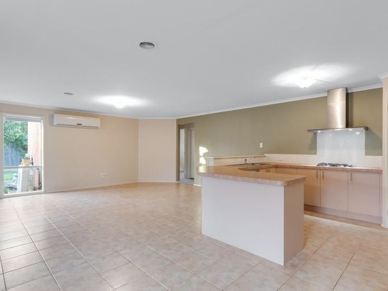 26 Lynbridge Crescent, Tarneit