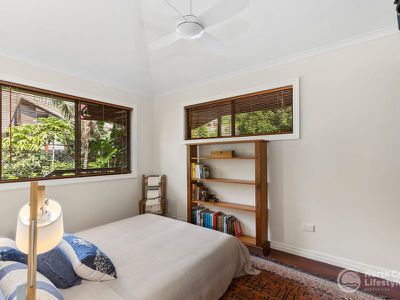 13 Goondooloo Drive, Ocean Shores