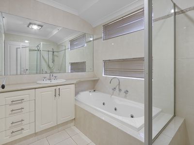 61 Country Road, Pinjarra