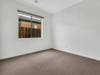 29 Healesville Loop, Craigieburn