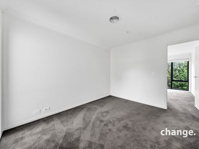 10 Greenwich Crescent, Bundoora