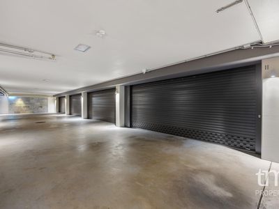 9 / 8 Mounts Bay Road, Crawley