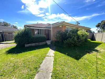 352 Service Rd, Watsonia