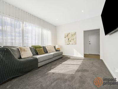 17 Alistair Knox Terrace, Taylor