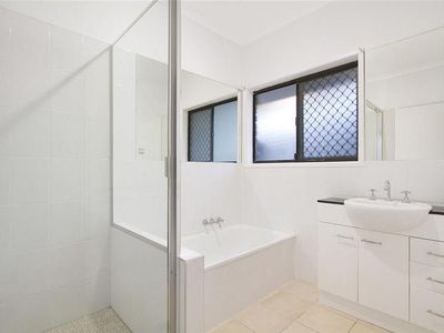 24 Greenview Avenue, Rochedale South