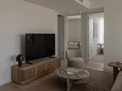 403 / 10 Railway Terrace, Mile End