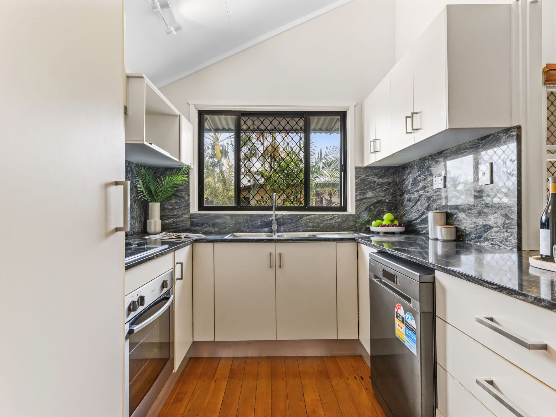 40 Barr Street, Edmonton