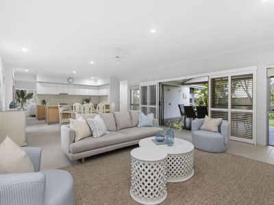 14 Barrington Crescent, Wakerley
