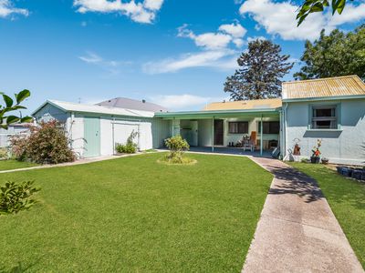 62 Oak Street, Seymour