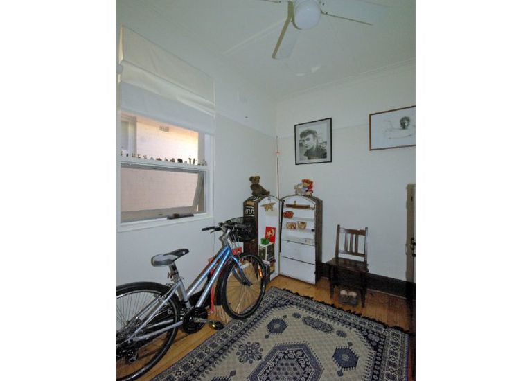 8 / 20 St Johns Row, Glenelg