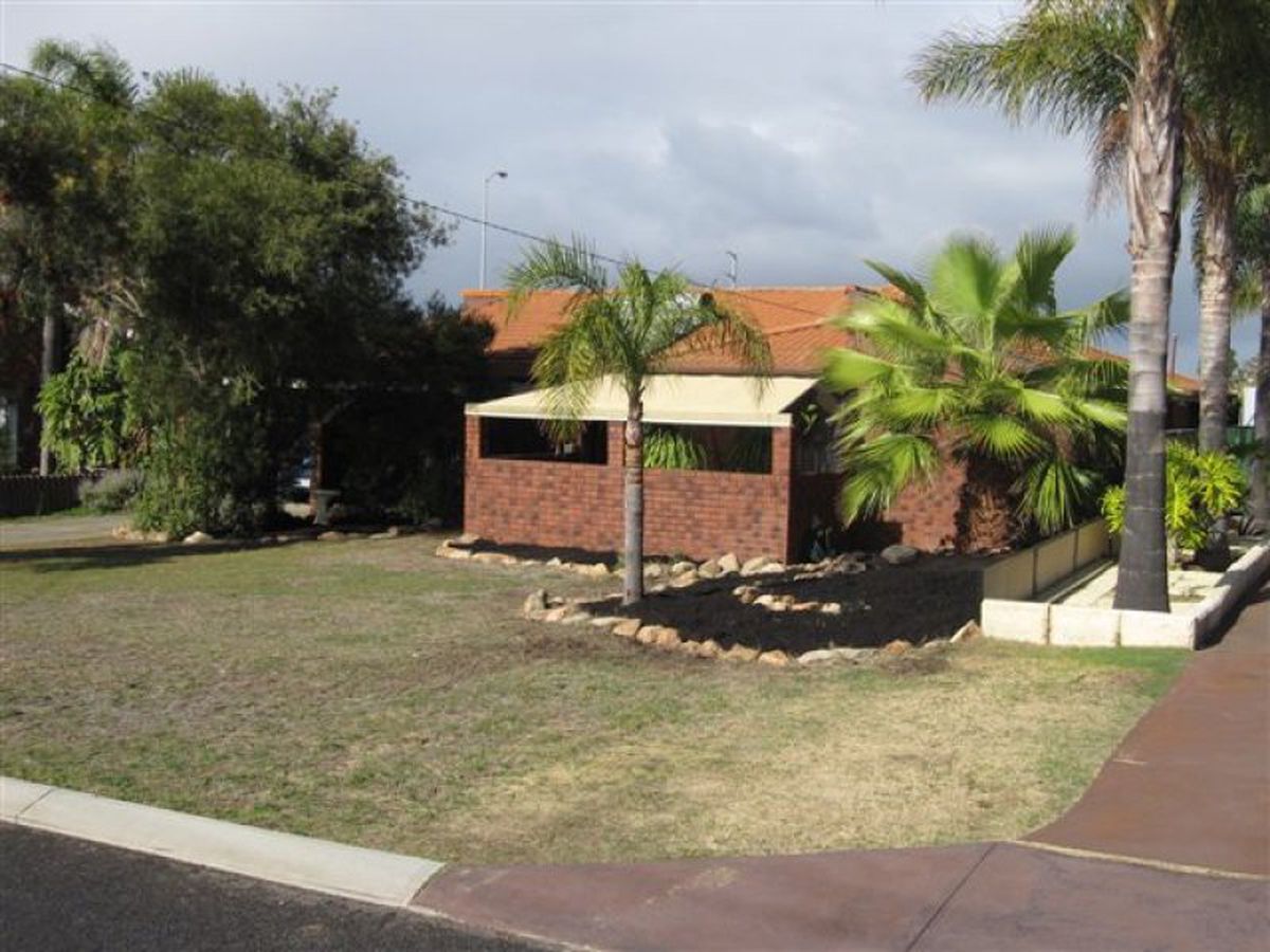 14 FARMAN PLACE, Hamersley, Hamersley - Image 1