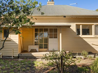 1 / 15587 Midland Highway, Perth