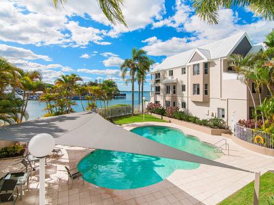 37 / 3 Marina Crescent, Hollywell